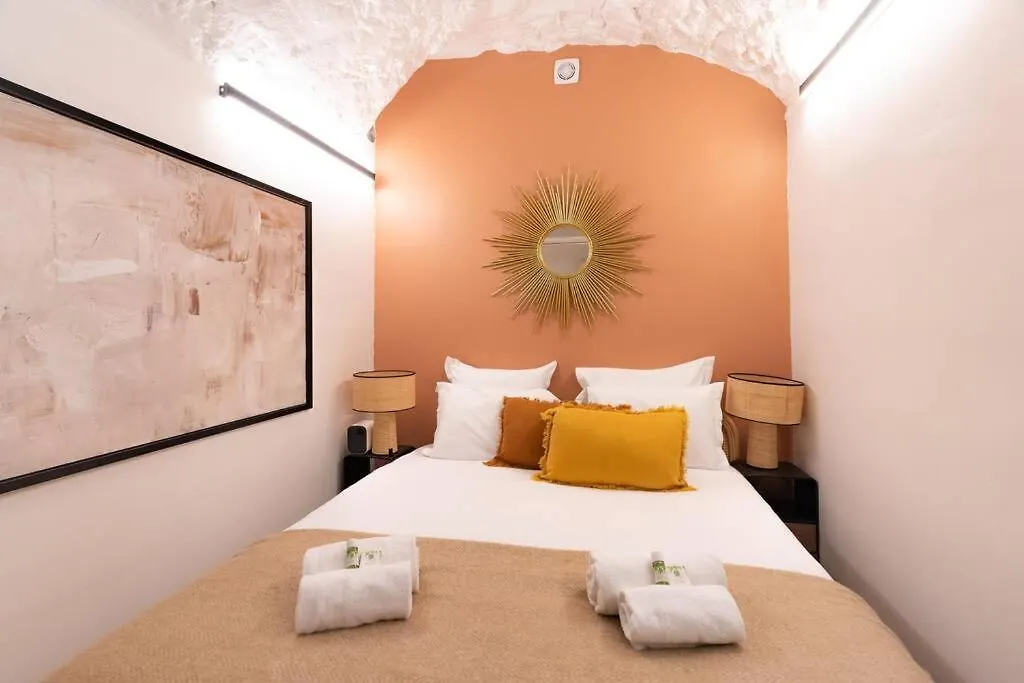 Nouveau-Luxueux Appartement-4P パリ
